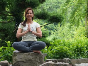 Iona namaste in park